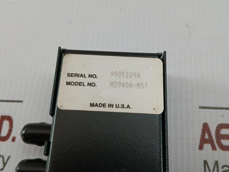 Fiber Driver Media Converter With Power Supply Md940Ae-mst Black Box