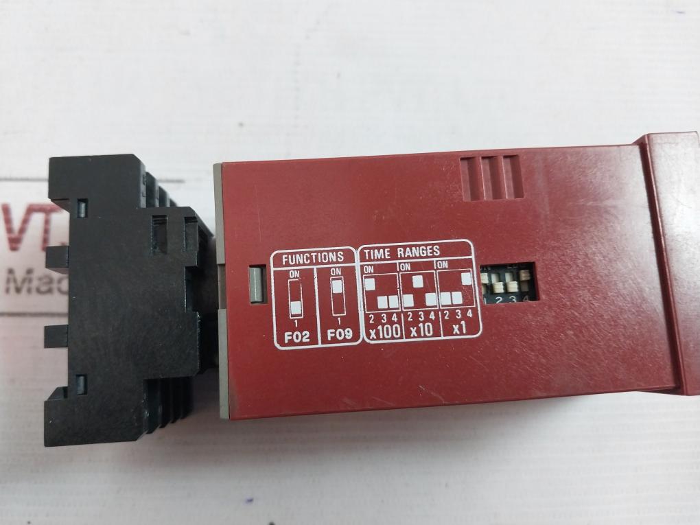 Fiber E 58 Multifunction Electronic Timer 24/110/220V 250V- 10A 30X4W