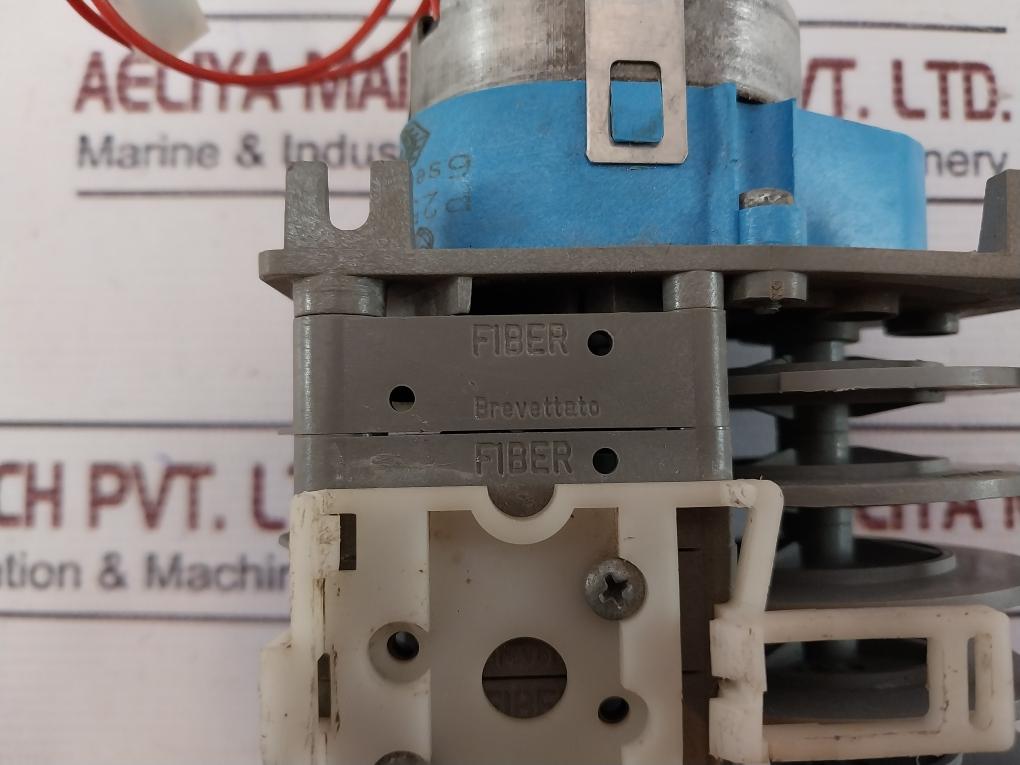 Fiber P255J06Jd40 Timer 6S-2Min 15A 250Vac