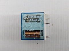 Finder 10A 250V Relay With Soket 44.62S