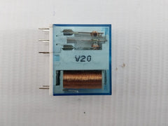 Finder 10A 250V Relay With Soket 44.62S