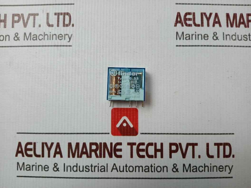 Finder 40.52 Plug-in Relay 5A 250V~