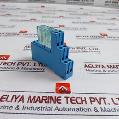 Finder 40.52 Plug-in Relay With Socket 95.05 8A 250V~ 24 Vdc