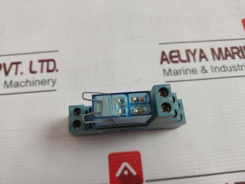 Finder 40.52 Relay Socket 24V Dc 8A 250V
