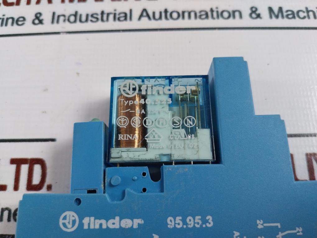 Finder 40.52S Socket Relay