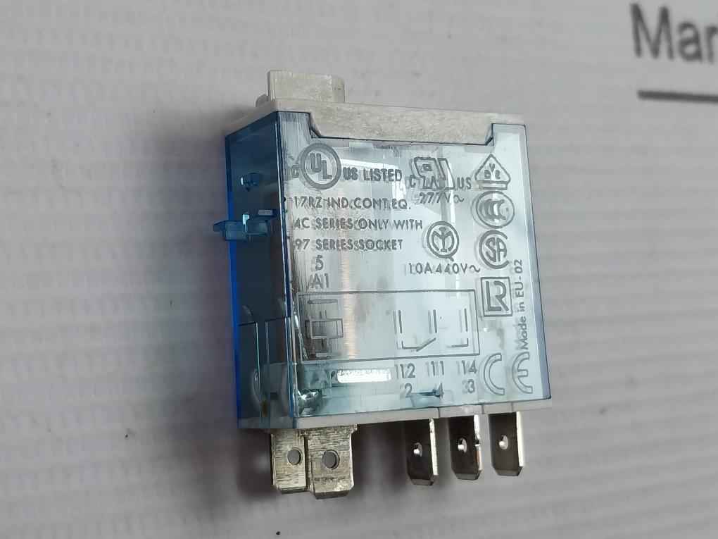Finder 46.61.9.024.0040 Relay Socket 10A 300V 70°C