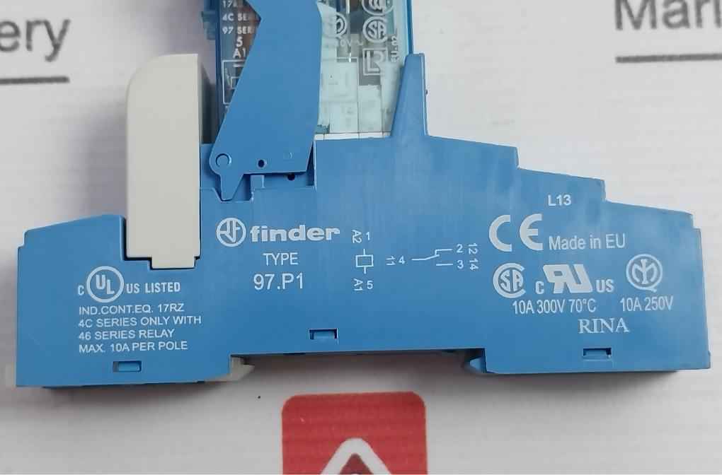 Finder 46.61.9.024.0040 Relay Socket 10A 300V 70°C