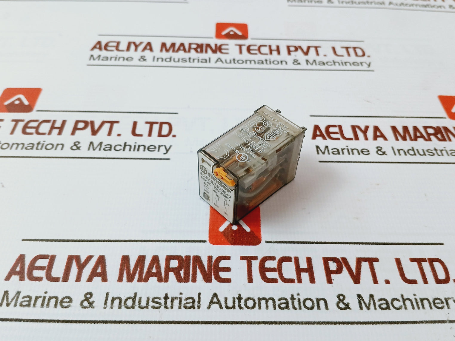 Finder 55.32.8.240.0040 53 Series General Purpose Relay 240V Ac 10A-250V