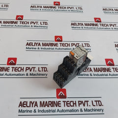 Finder 55.34.8.110.0040 Power Relay With Socket 94.04.0 1000Vac 7A