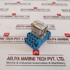 Finder 56.34.8.230.0040 Electromagnetic Relay With 96.74 Socket