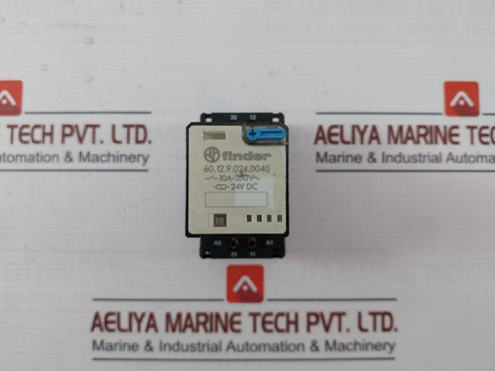Finder 60.12.9.024.0040 General Purpose Relay With 90 Series Socket 24V Dc