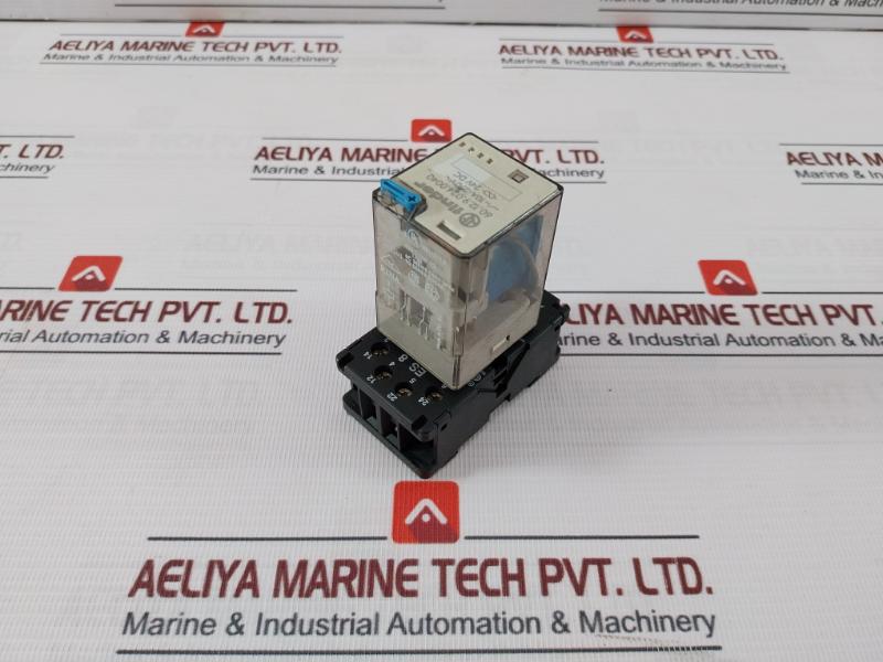 Finder 60.12.9.024.0040 General Purpose Relay With 90 Series Socket 24V Dc