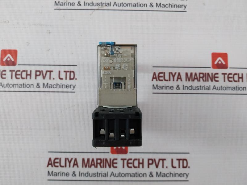 Finder 60.12.9.024.0040 General Purpose Relay With 90 Series Socket 24V Dc