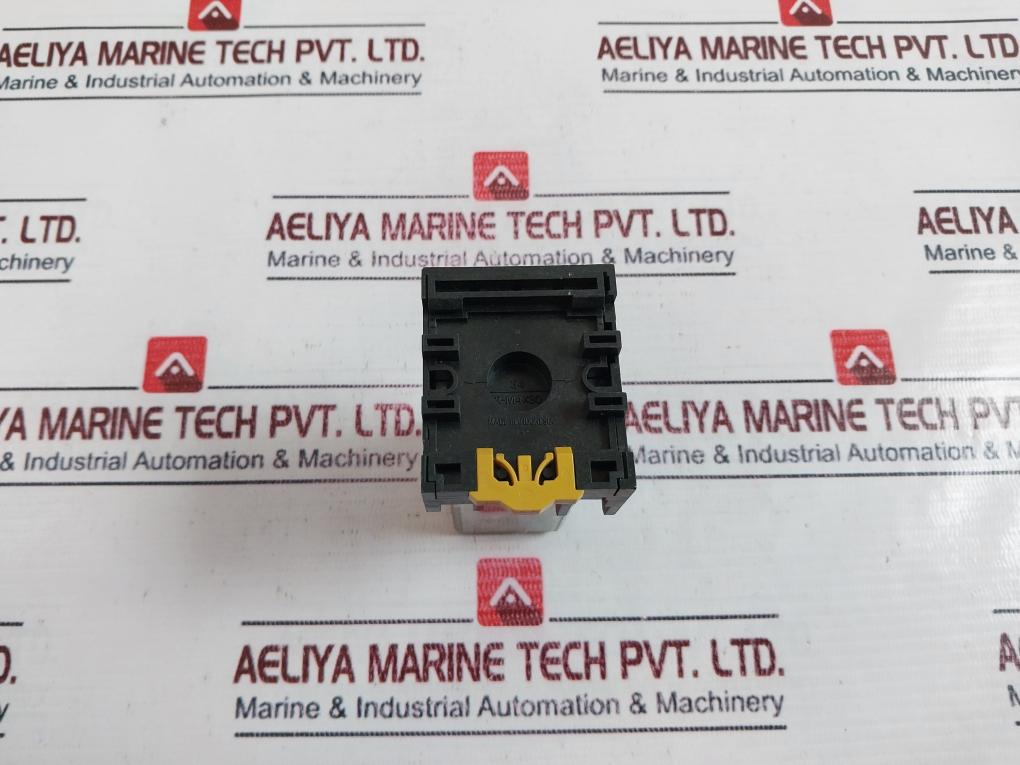 FINDER 60.13.9.012.0040 Power Relay With Base