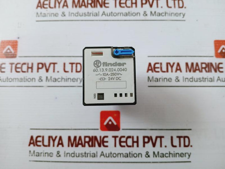 Finder 60.13.9.024.0040 General Purpose Relay Power Socket 10A-250V