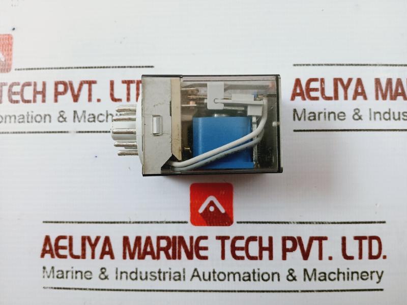 Finder 60.13.9.024.0040 General Purpose Relay Power Socket 10A-250V