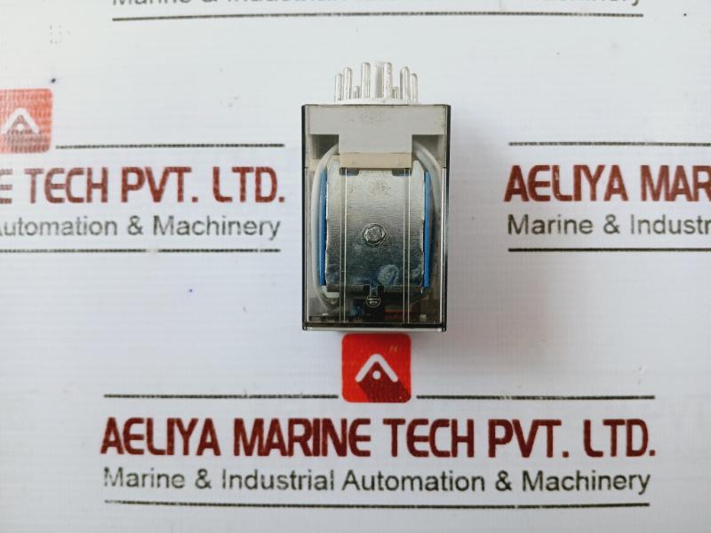 Finder 60.13.9.024.0040 General Purpose Relay Power Socket 10A-250V