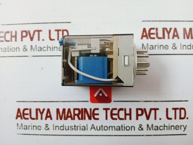 Finder 60.13.9.024.0040 General Purpose Relay Power Socket 10A-250V