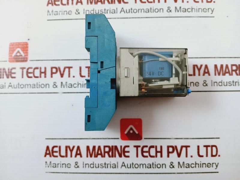 Finder 60.13.9.024.0070 Socket Power Relay 0A-250V 24Vdc 6C Series 90.49