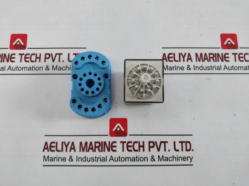 Finder 60.13.9.060.0040 General Purpose Relay With Socket 10A-250V- 90.23 277V