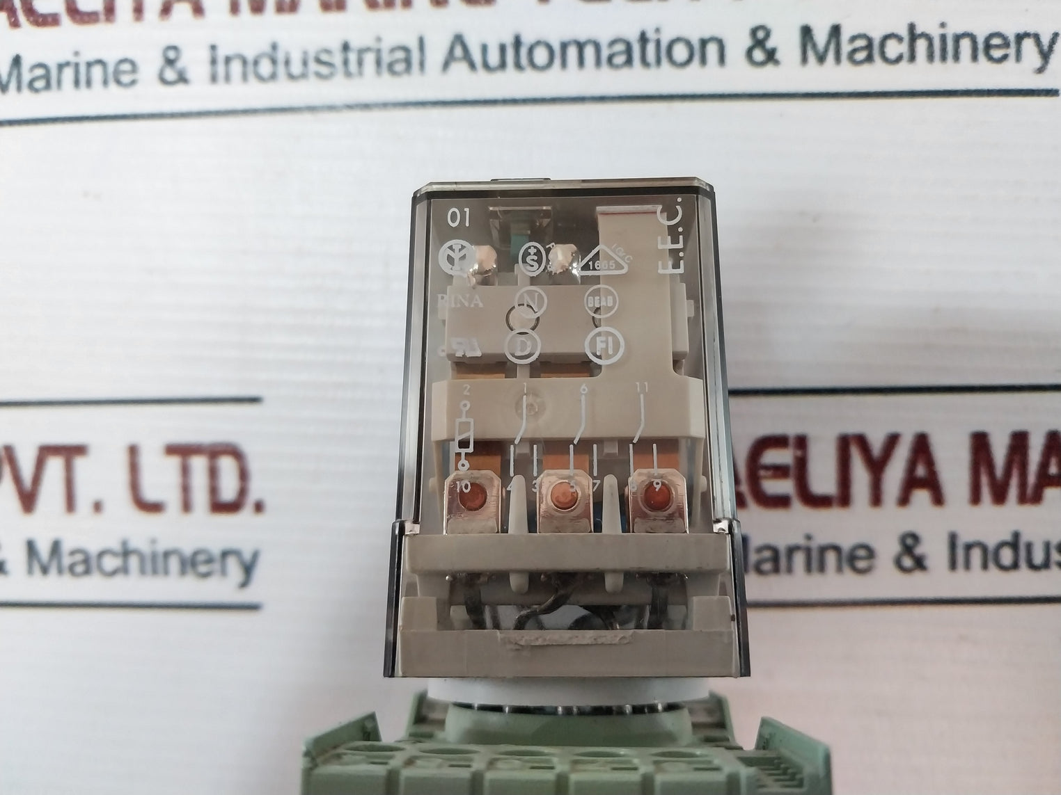 Finder 60.13 Power Relay With Base 10A 380V