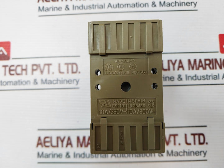 Finder 60.13 Relay With Base 10A 380V