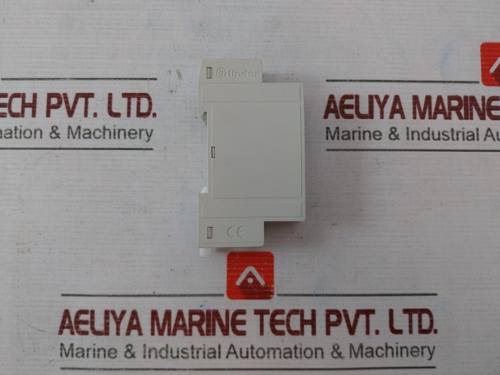 Finder 7T.81.0.000.2303 Panel Thermostat 10A 250V 8 012823 363271