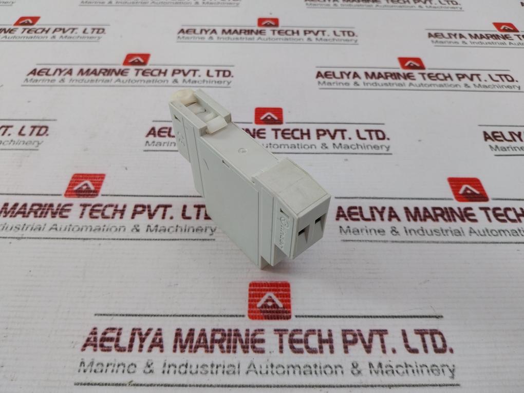 Finder 80.01.0.240.0000 Programmable Time Delay 16A 250V