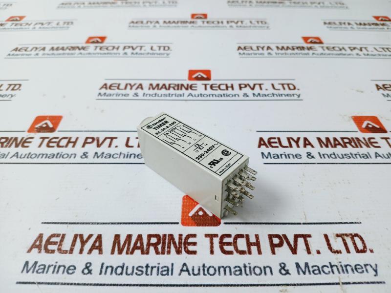 Finder 85.34.8.230 Plug-in Timer Relay 0,1S-10 H 5A 250V~