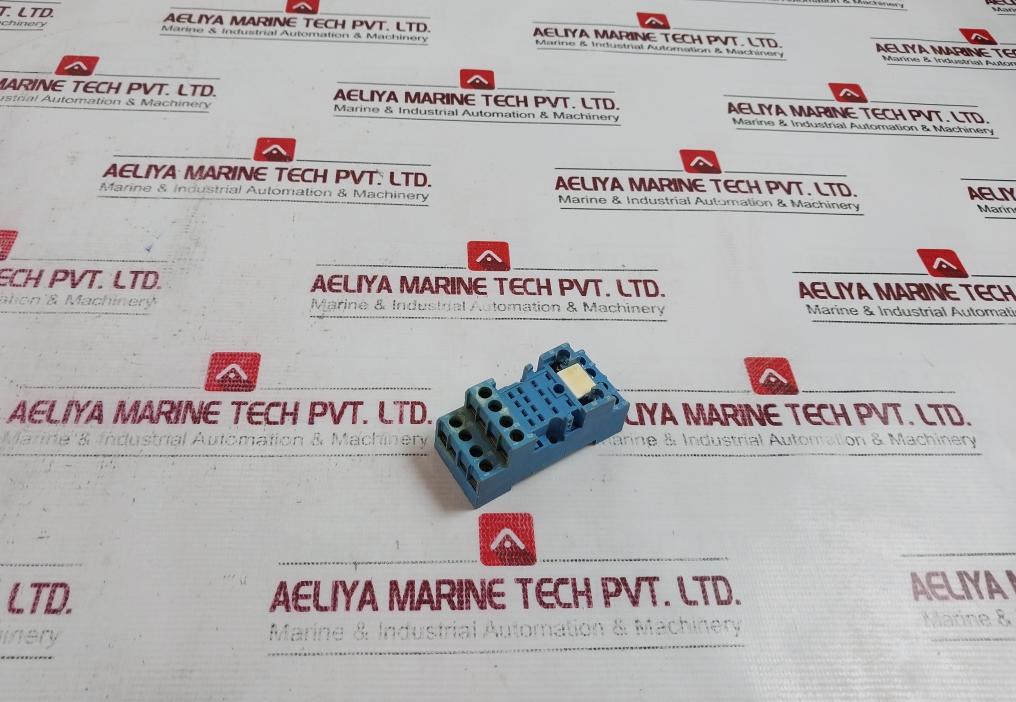 Finder 94.44.1 Relay Socket 7A 300Vac