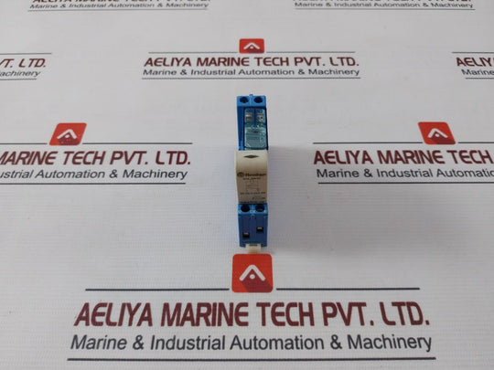 Finder 95.05 Relay With Socket Base 40.52 10A 250V 300V, 6-24V Dc 8A