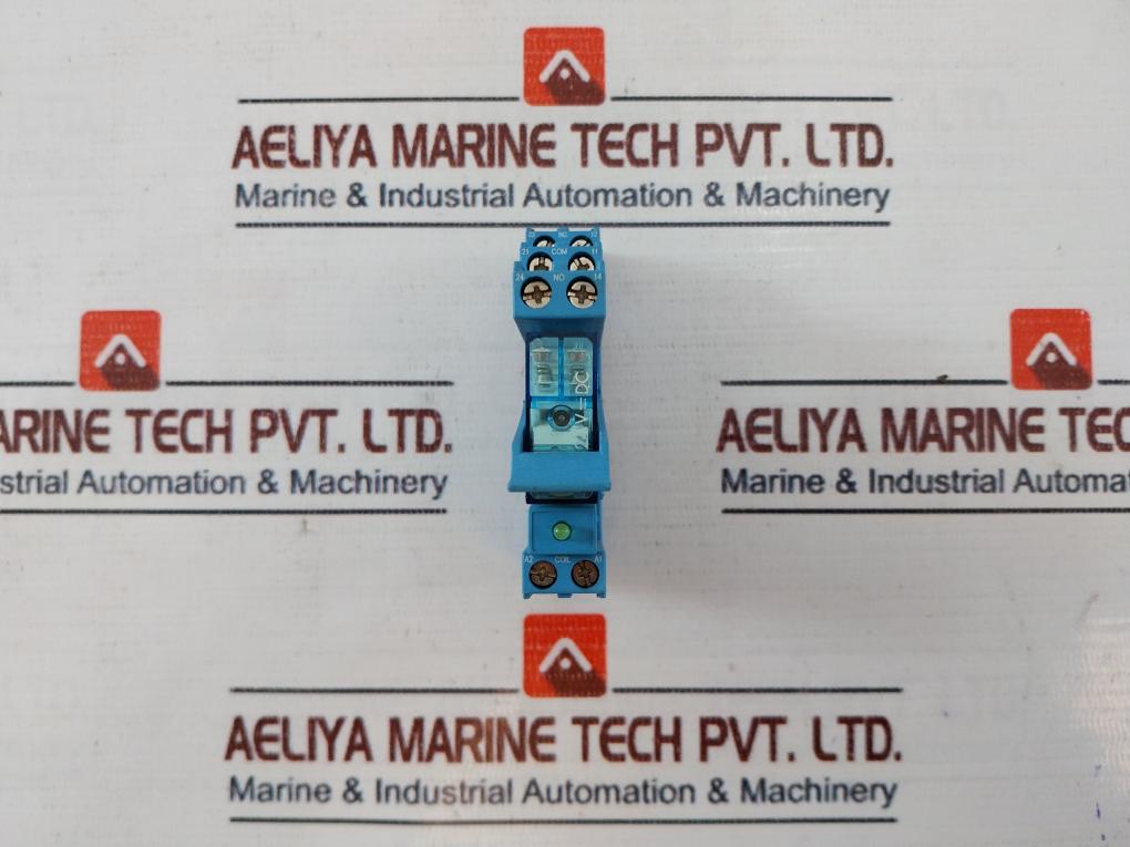 Finder 95.95.1 Relay with Base 40.52