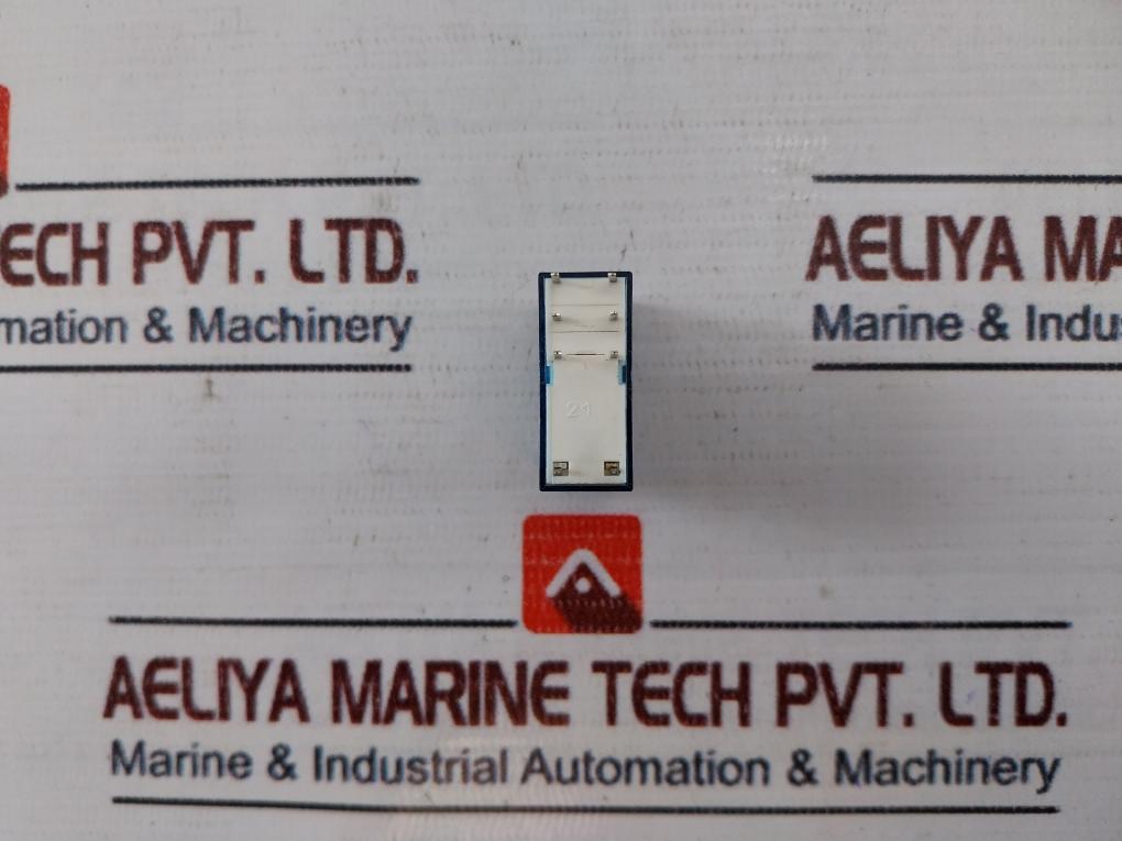 Finder 95.95.1 Relay with Base 40.52