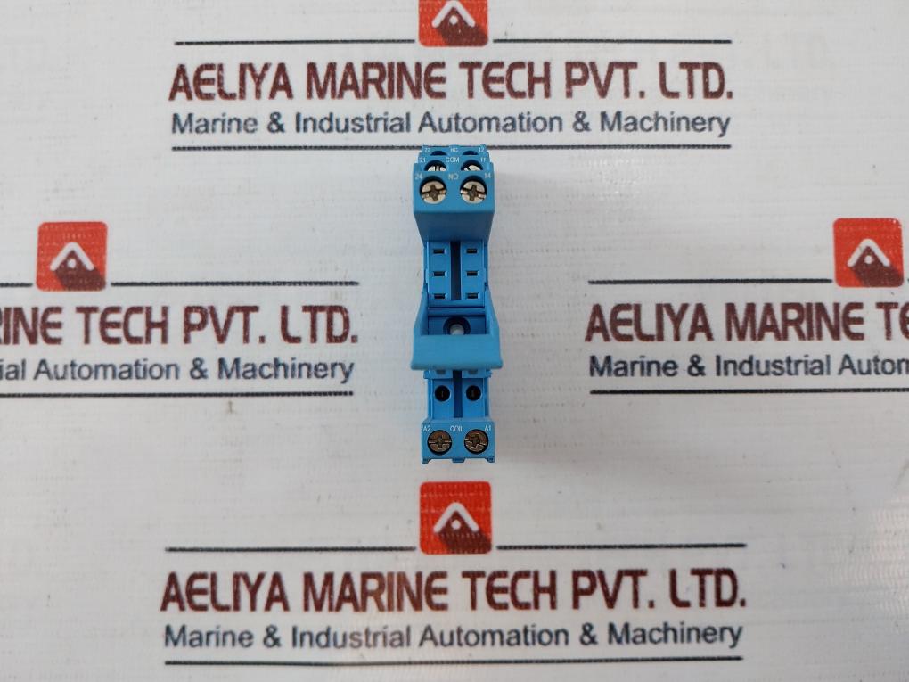 Finder 95.95.1 Relay with Base 40.52