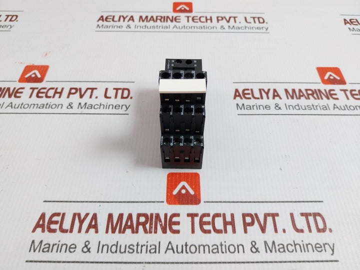 Finder Relay Socket 10A 94.04.0