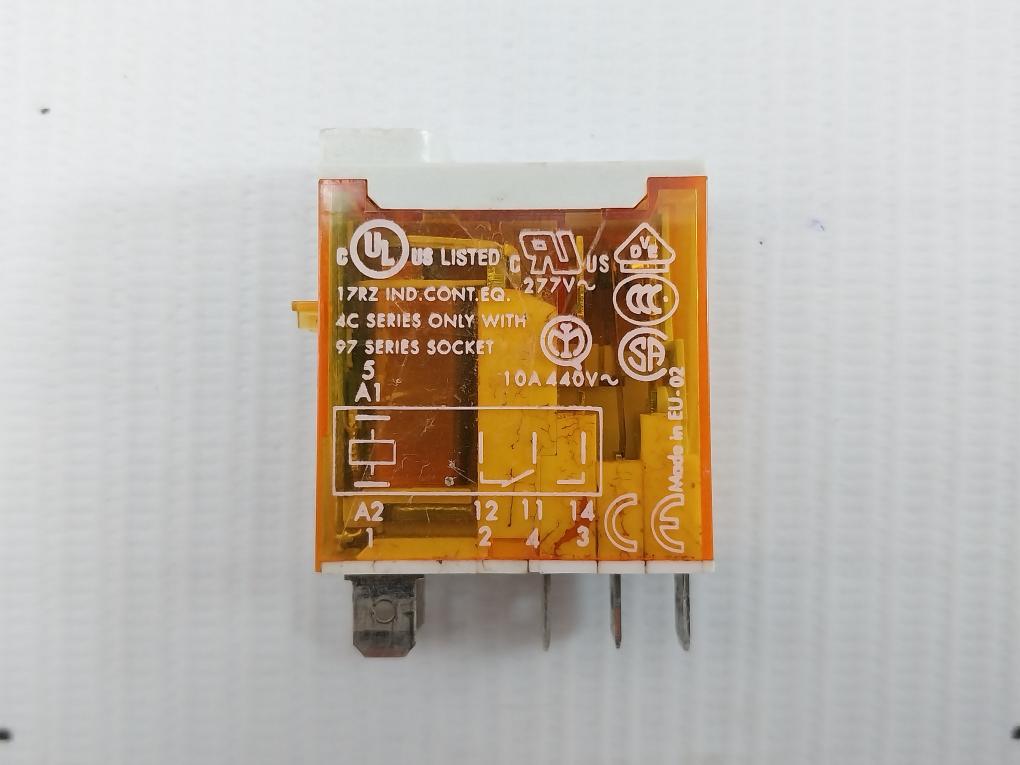Finder Relay With Socket Module 230 Vac 16 A 97.01
