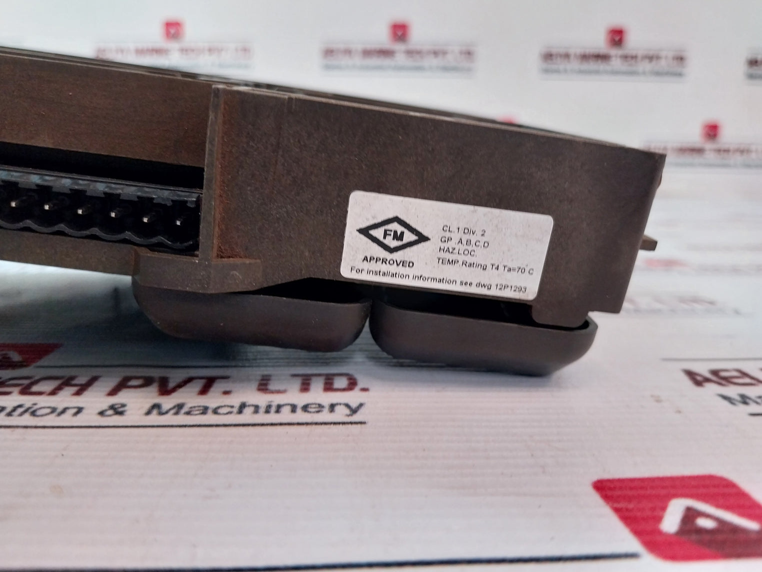 Fisher-rosemount 12P0818X072 8-wide Car W/Shield 250V