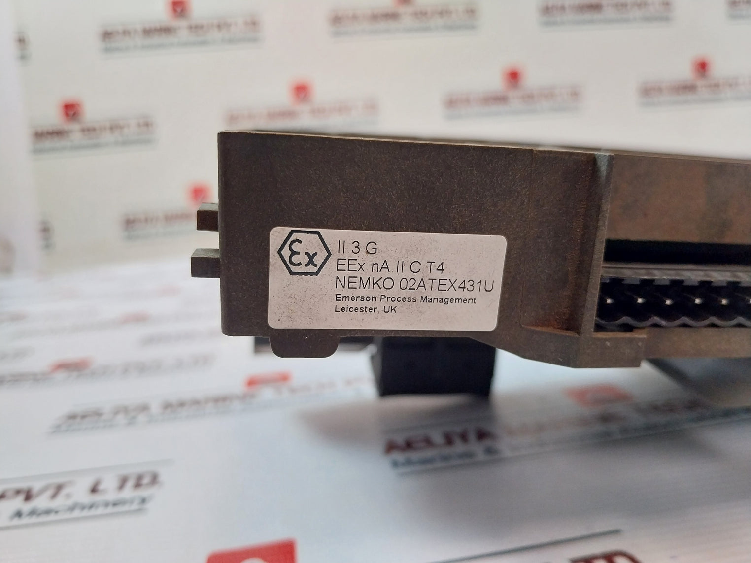 Fisher-rosemount 12P0818X072 8-wide Car W/Shield 250V