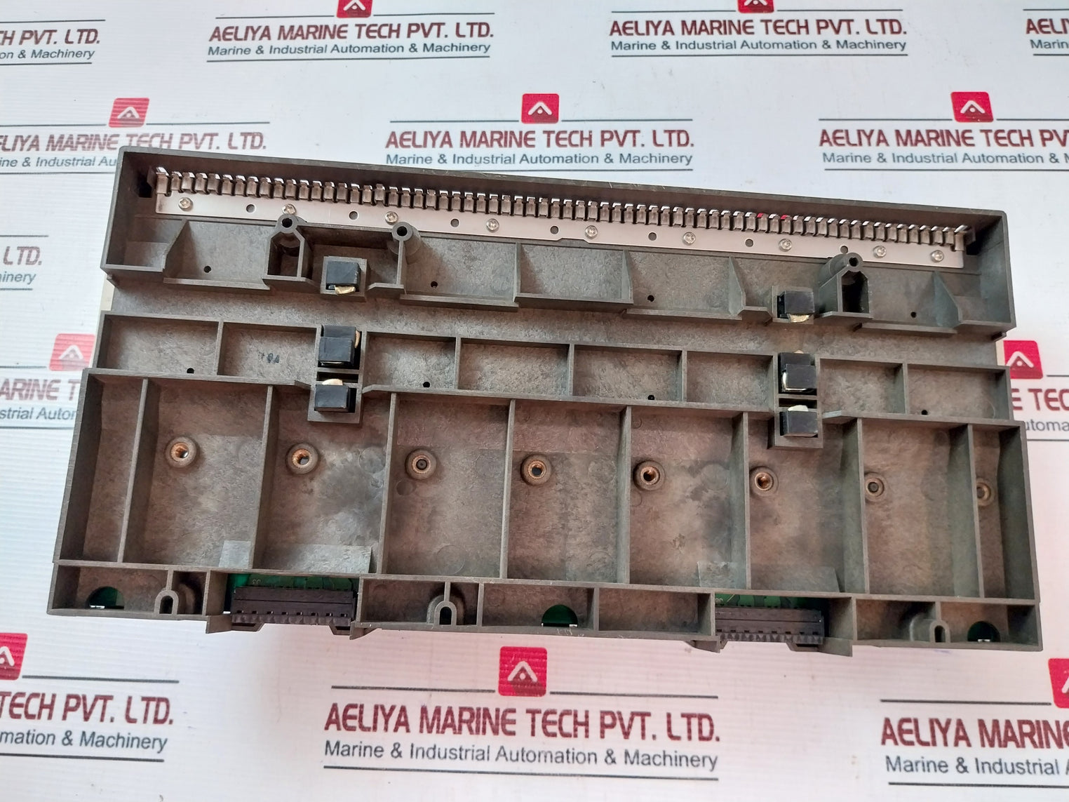 Fisher-rosemount 12P0818X072 8-wide Car W/Shield 250V