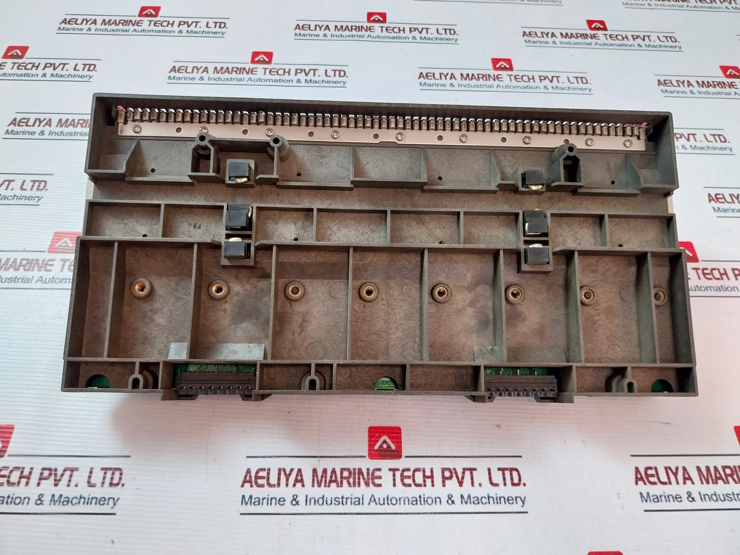 Fisher-rosemount 12P0818X072 8-wide Car W/Shield 250V