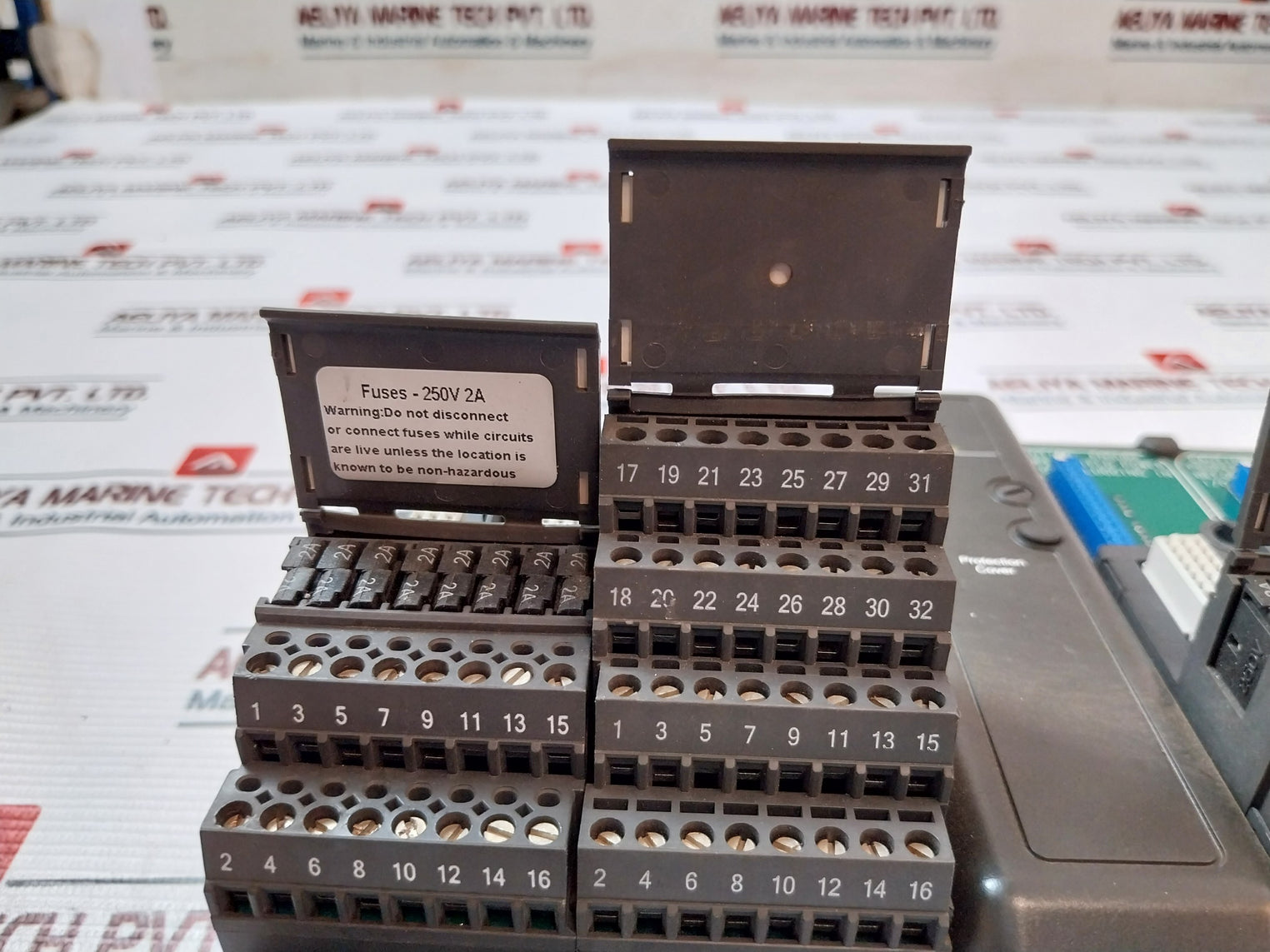 Fisher-rosemount 12P0818X072 8-wide Car W/Shield 250V