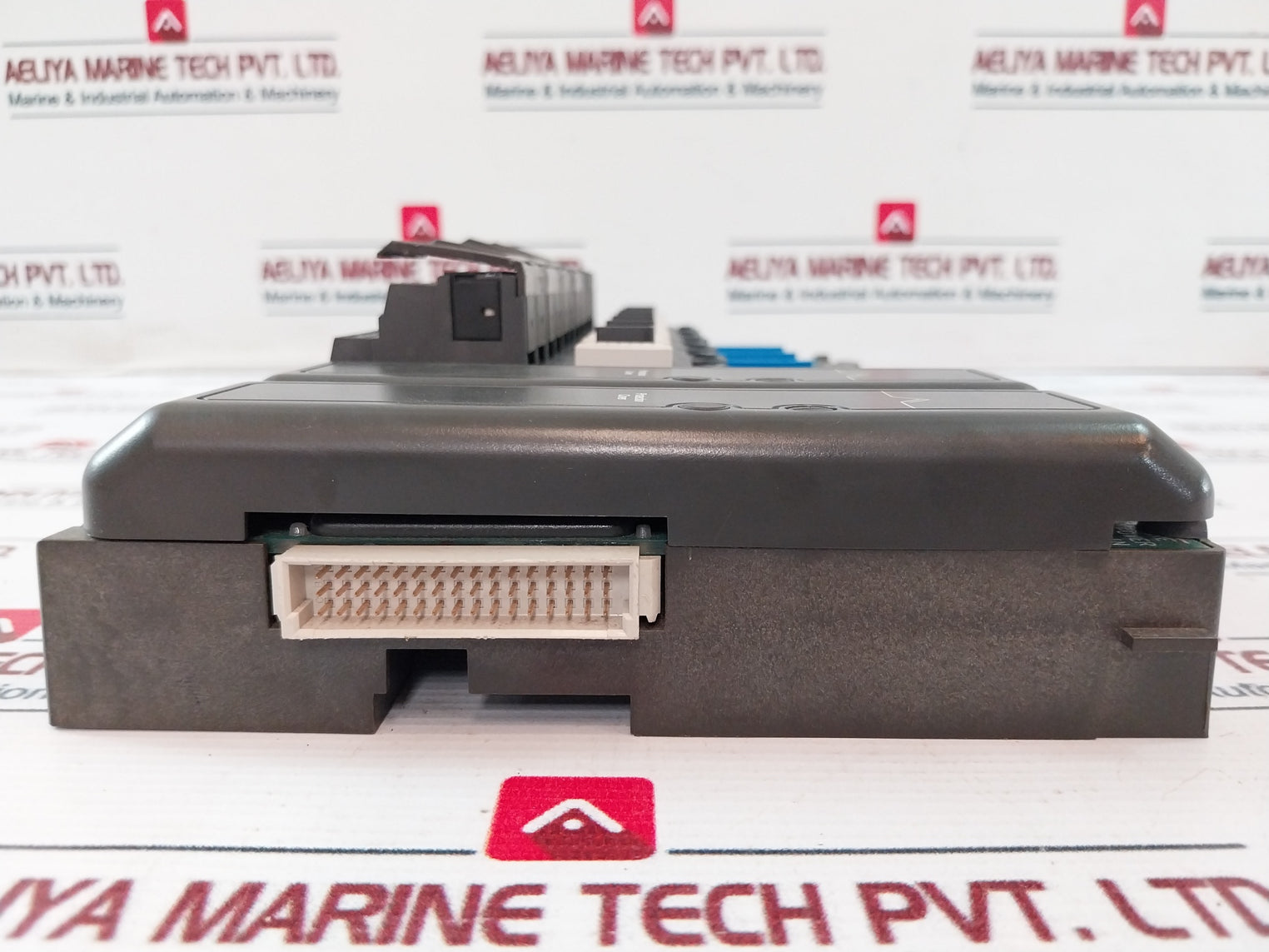 Fisher-rosemount 12P0818X072 8-wide I/O Carrier W/ Shield Kj4001X1-be1