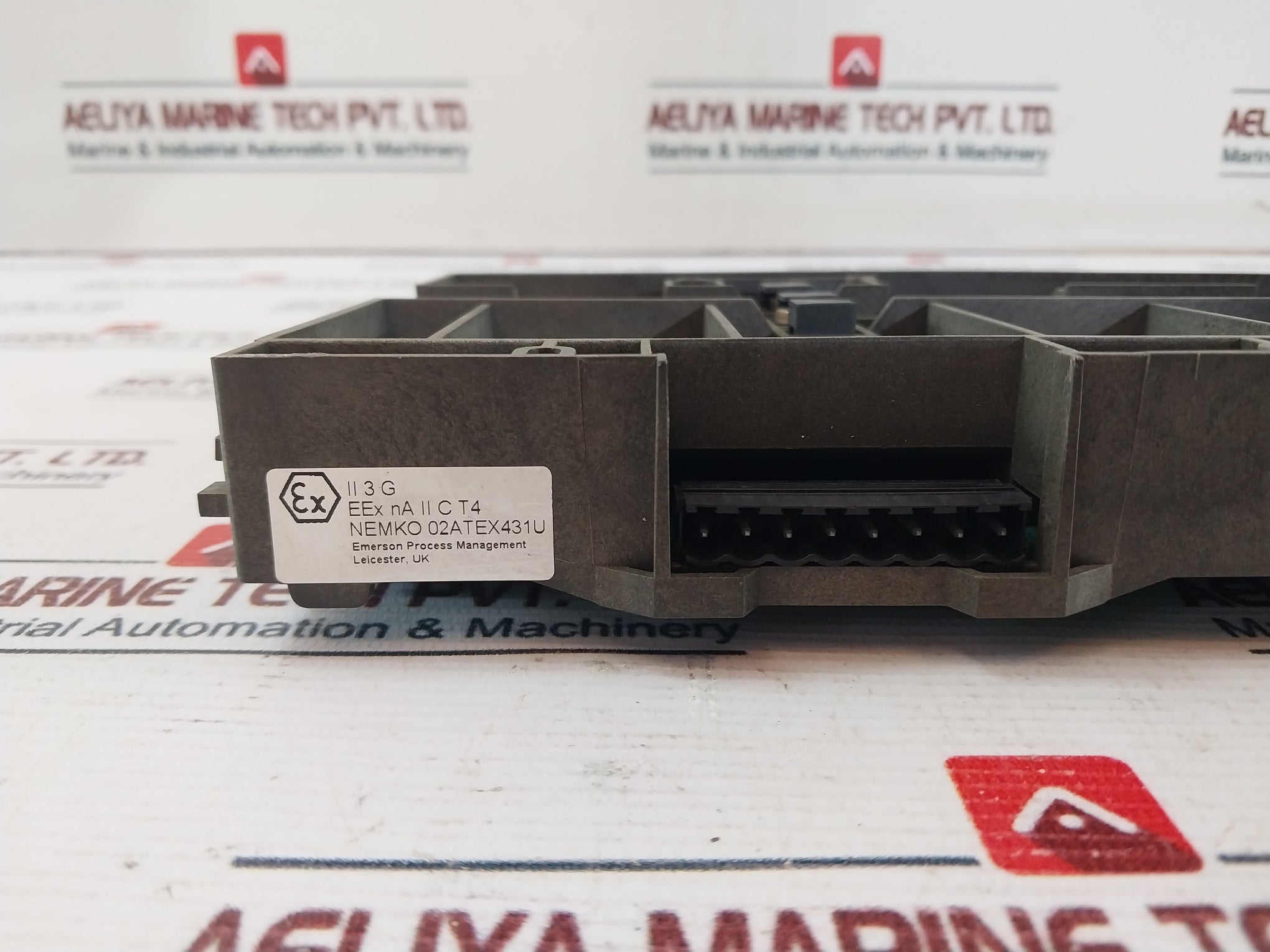 Fisher-rosemount Kj4001X1-be1 8-wide Carrier Base Module 12P0818X072