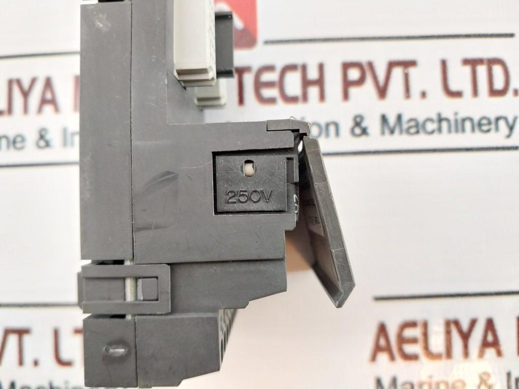 Fisher-rosemount Kj4001X1-cb1 Fused I/O Terminal Block 12P0625X072