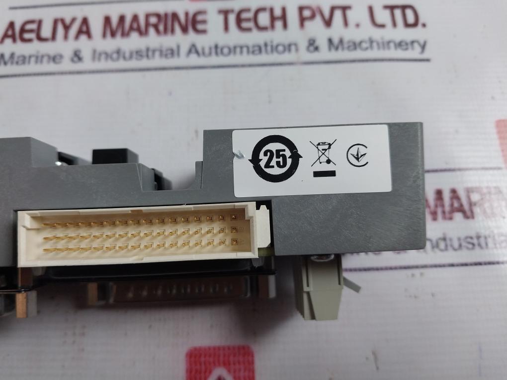 Fisher-rosemount Kj4001x1-nb1 Dual Left Extender 12p3368x012 Rev L