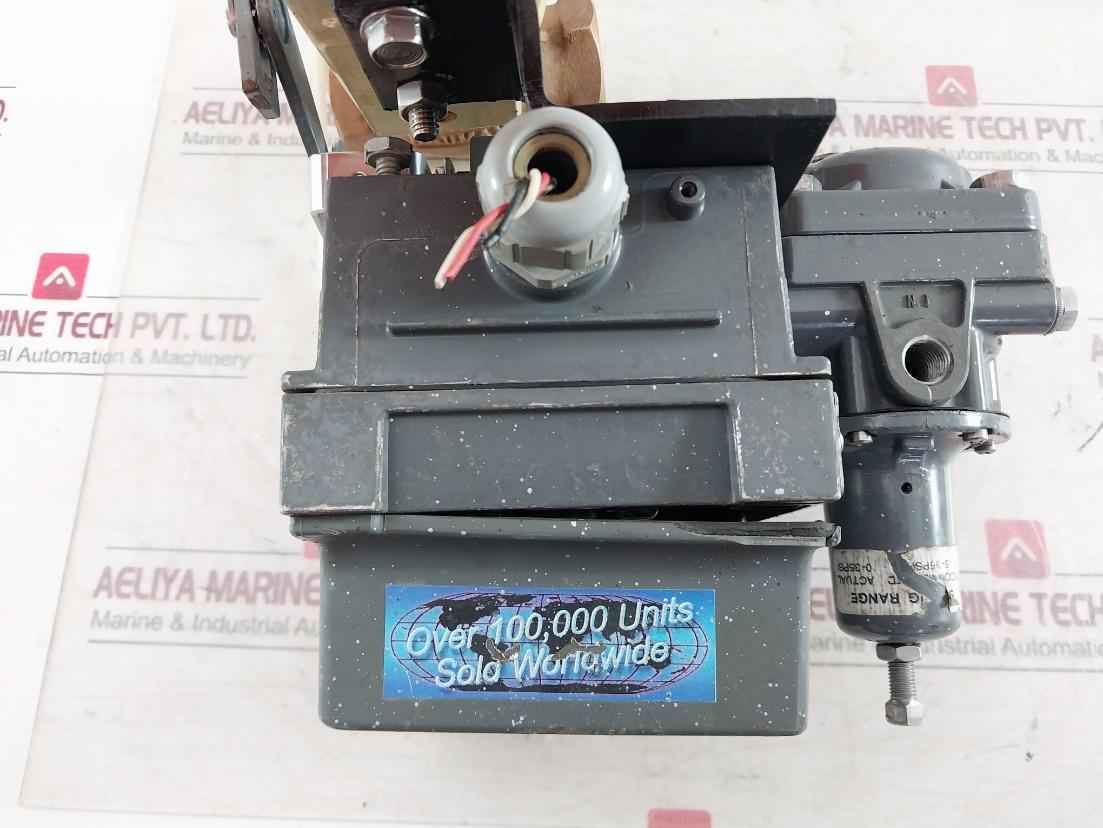 Fisher 32-24 688 Control Valve Dvc5010F 67 Af /206 5-15Psi 35Psig (2.4 Bar) 1 In