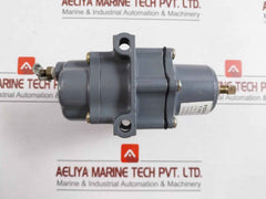 Fisher Controls 67Cfr-224 Pressure Regulator 250 Psig (17.2 Barg)