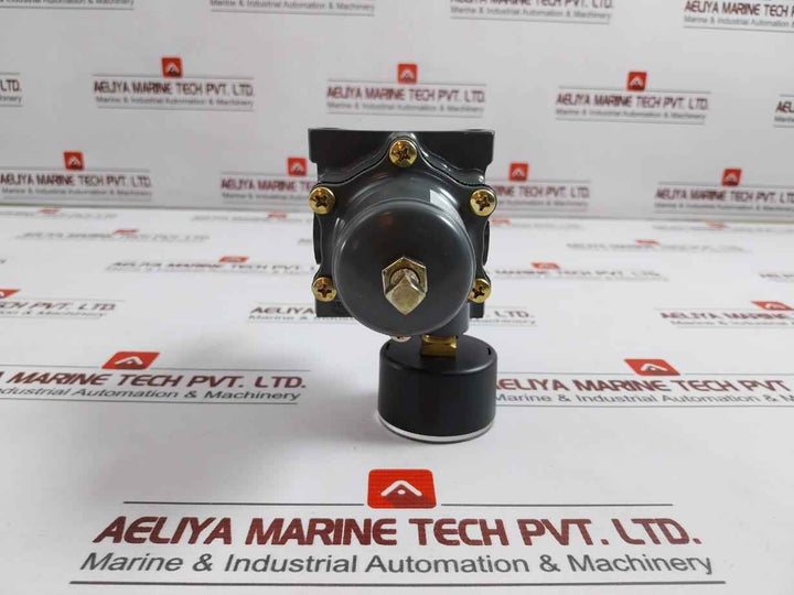 Fisher Fs-67Cfr-235 Pressure Regulator 67Cf Series 0-2 Bar 0-.2 Mpa 0-30 Psi