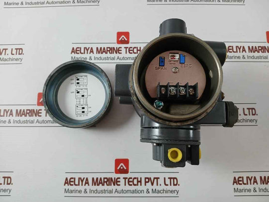 Fisher I2P-100 Electro-pneumatic Transducer 4-20 Madc 3-15 Psi
