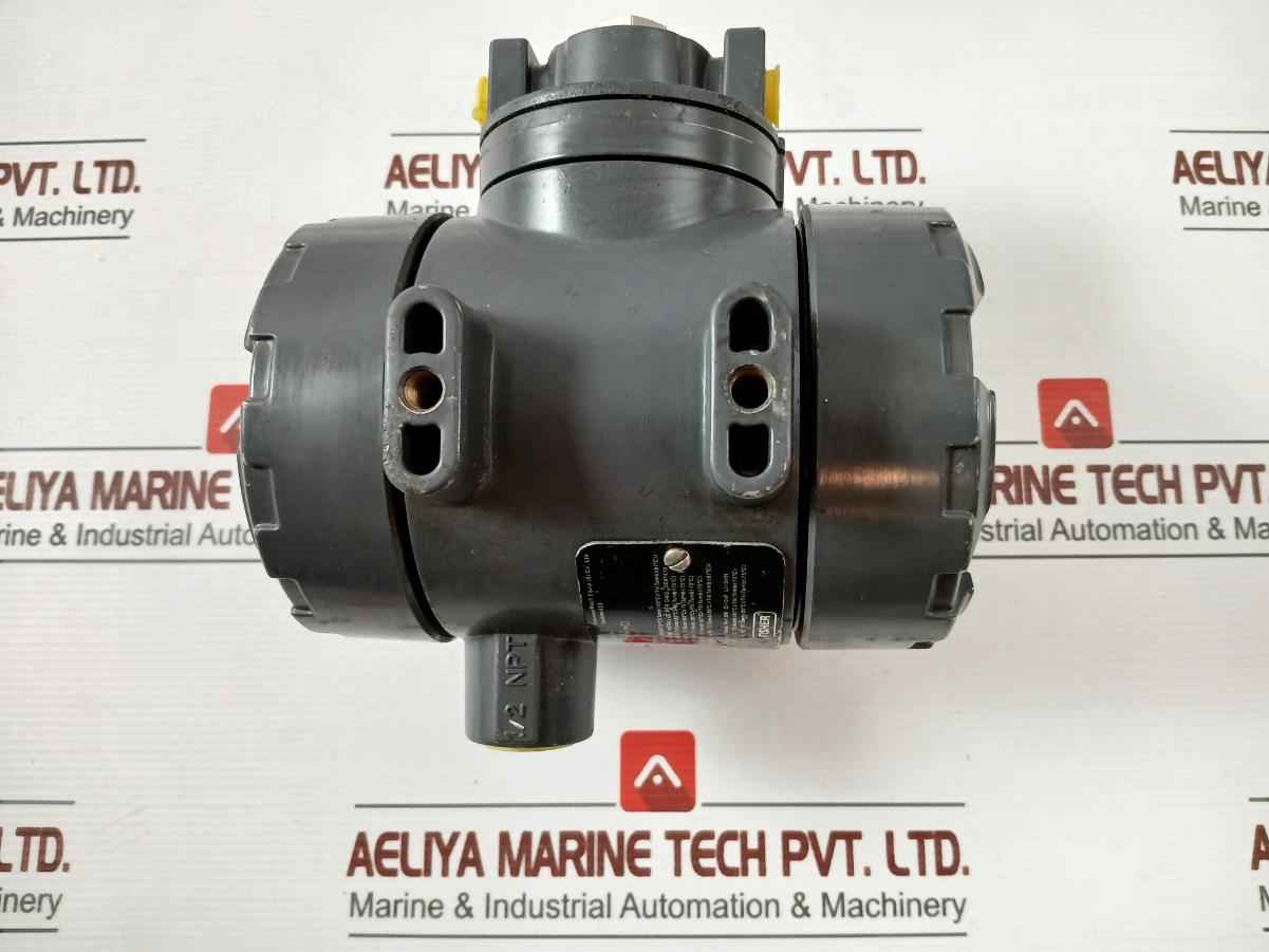 Fisher I2P-100 Electro-pneumatic Transducer 4-20 Madc 3-15 Psi